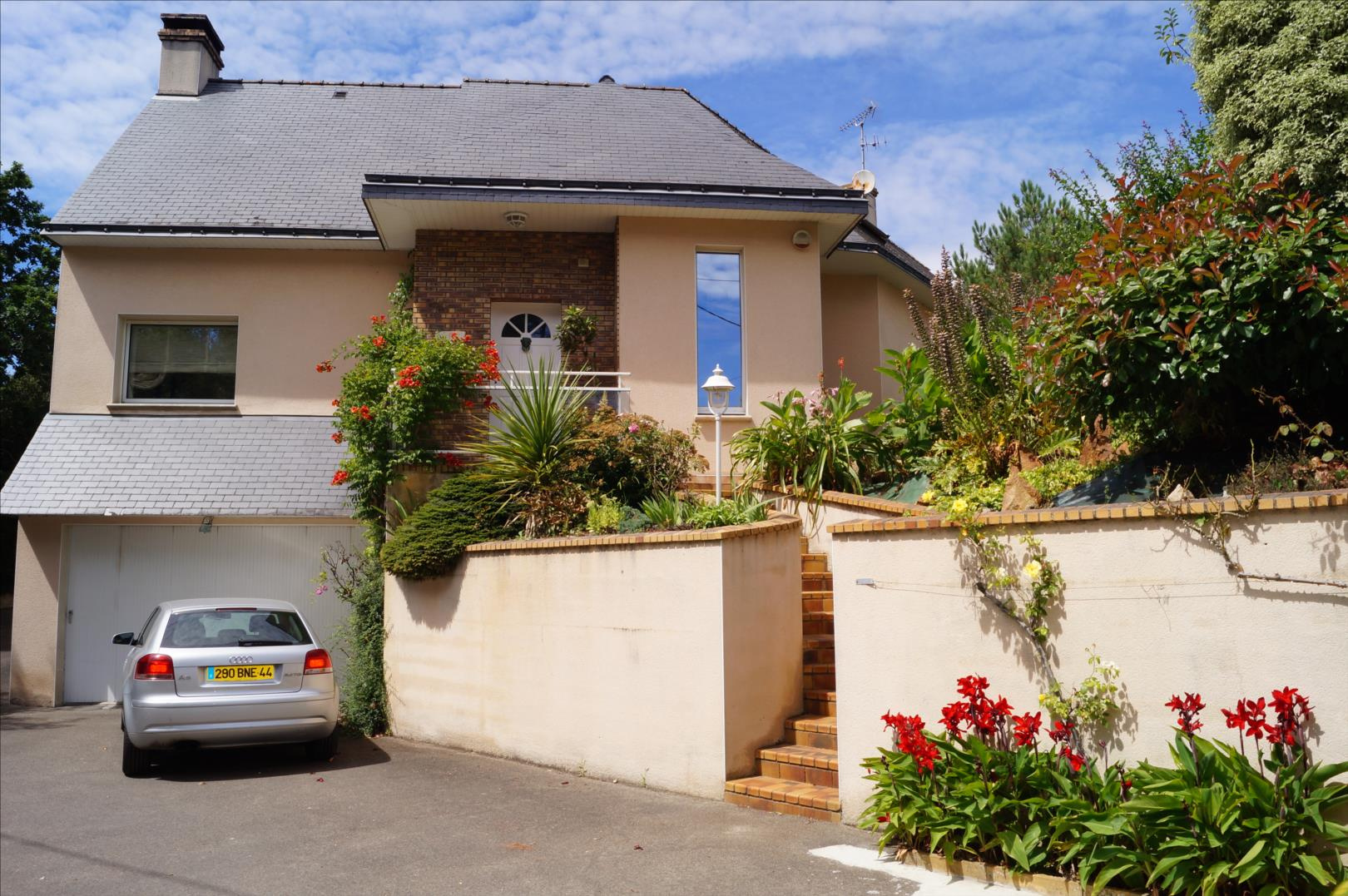 Vente Belle Maison Avec Piscine à 2 Km Du Port De Plaisance De ...